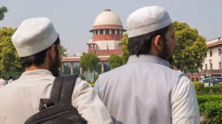 वक्फ रजिस्ट्रेशन की डेडलाइन बढ़ाने से सुप्रीम कोर्ट का इनकार, Umeed पर 6 दिसंबर तक डिटेल्स अपलोड करना अनिवार्य