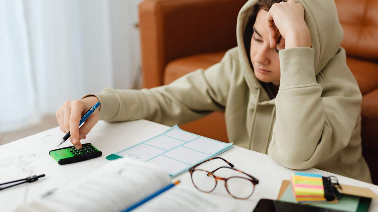 बोर्ड एग्जाम की तैयारी आसान! रट्टा छोड़ो और अपनाएं ये 5 सुपर स्टडी टिप्स