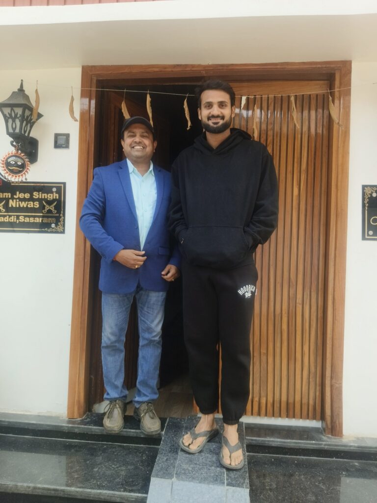 केकेआर ने आकाशदीप पर लगाई 1 करोड़ की बोली, गांव में दौड़ी खुशी की लहर