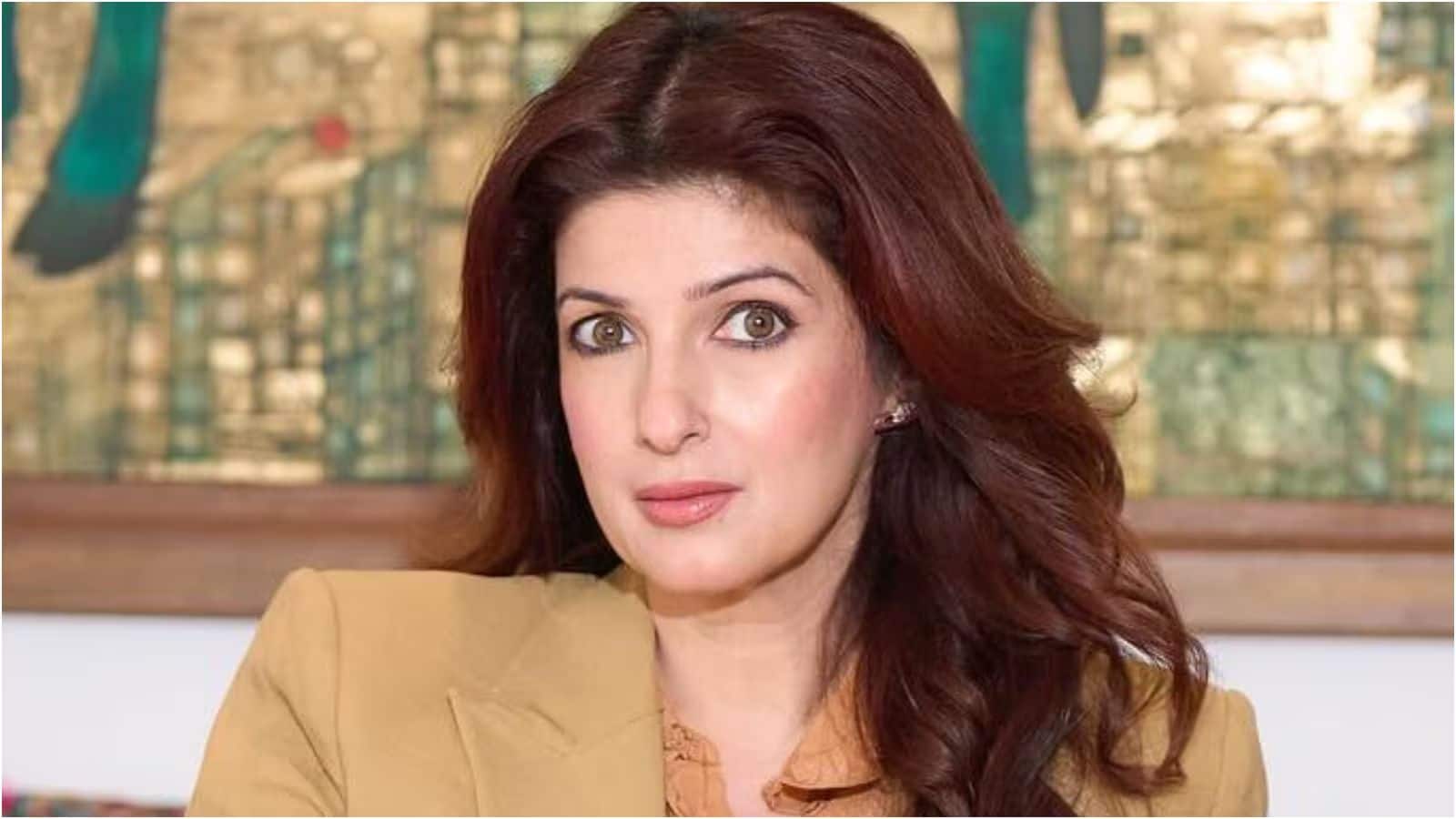 Twinkle Khanna: "सिर्फ एक मजाक था..."; ट्विंकल खन्ना ने 'रात गई बात गई' वाले वायरल वीडियो पर दी सफाई, जानें- क्यों मचा है घमासान