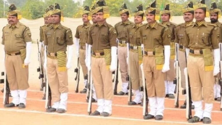 UP Police Home Guard 2026 exam: यूपी पुलिस में होमगार्ड की बंपर भर्ती के लिए जारी हुआ परीक्षा कार्यक्रम, आधिकारिक वेबसाइट पर देखें शेड्यूल