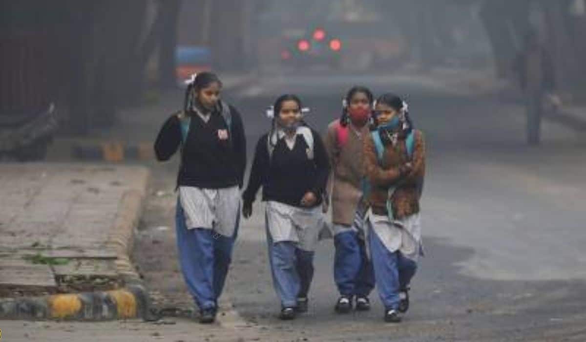 बिहार के स्कूलों की साल 2026 की छुट्टियों की लिस्ट जारी, पूरे साल में मिलेंगी 75 दिनों की छुट्टियां