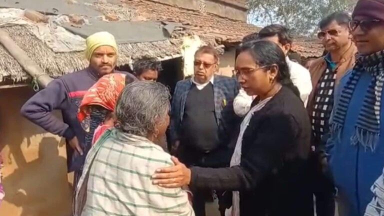 पश्चिम बंगाल में SIR सुनवाई के दौरान बुजुर्ग की मौत, परिवार ने डर से आत्महत्या करने का लगाया आरोप