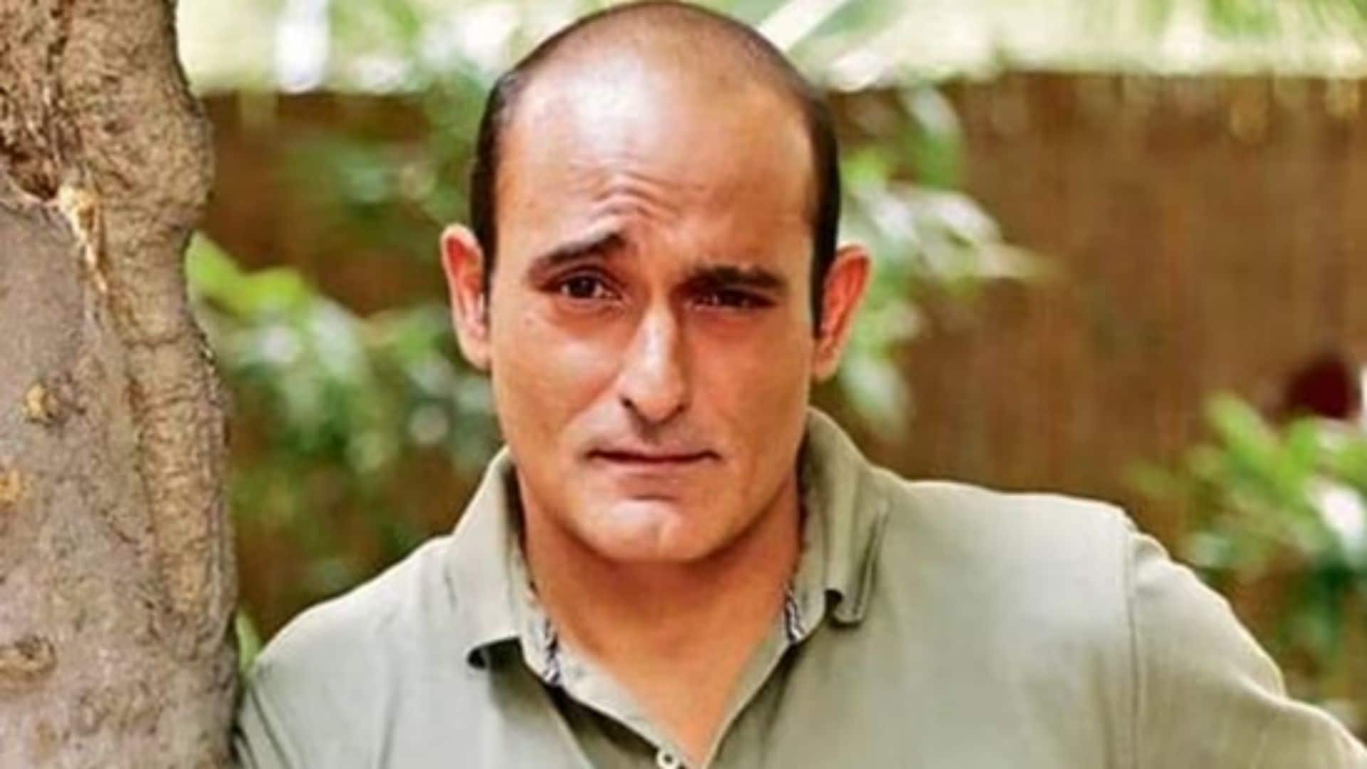 Akshaye Khanna: धुरंधर की सफलता के बीच अक्षय खन्ना पर ‘सेक्शन 375’ टीम ने लगाया अुनप्रोफेशनल होने का आरोप, 21 लाख रुपये एडवांस लेने का दावा