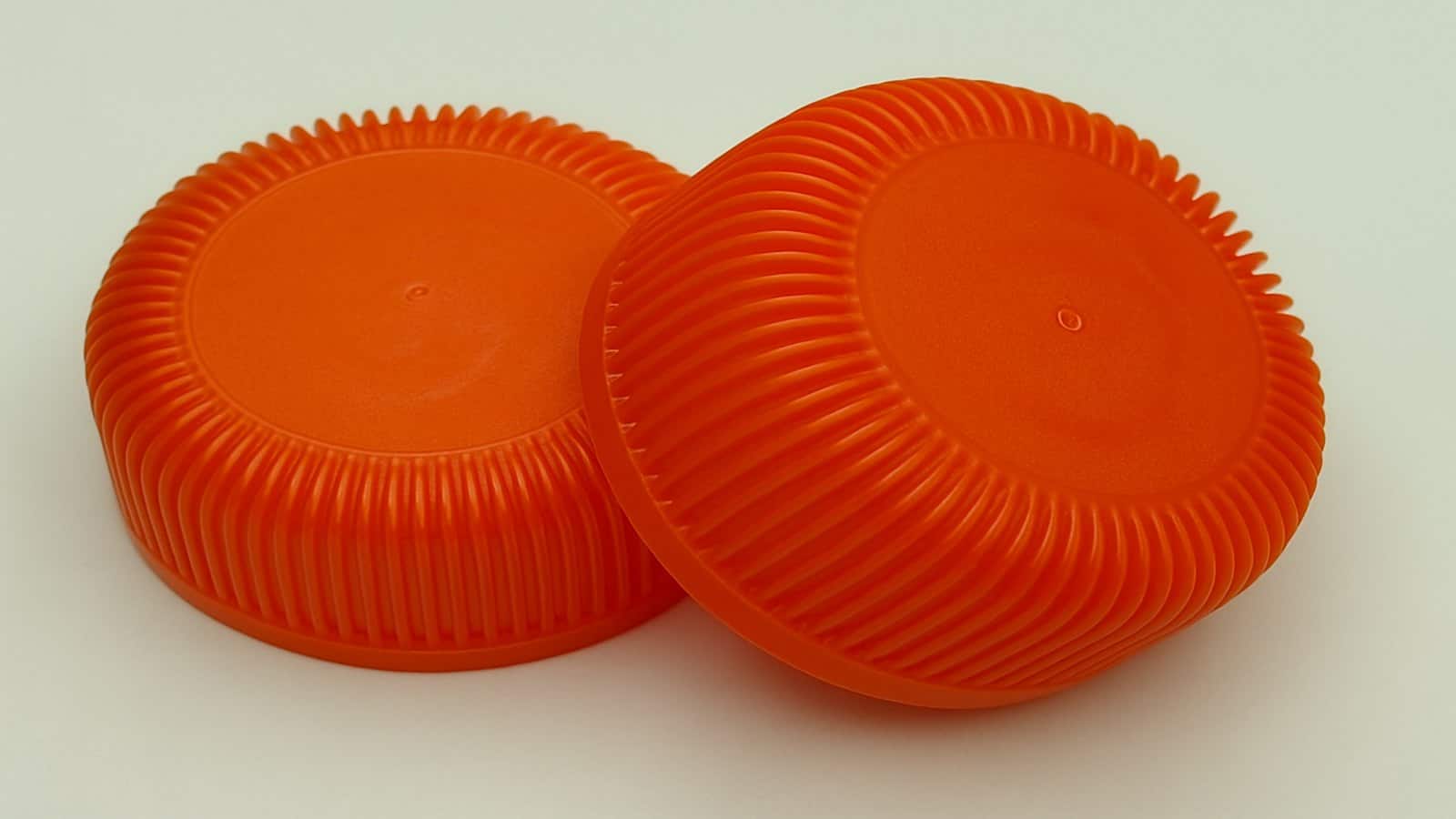 Bai Kakaji Polymers: बोतलों की कैप बनाने वाली कंपनी बढ़त में लिस्ट, शेयर ने 2% प्रीमियम पर की शुरुआत