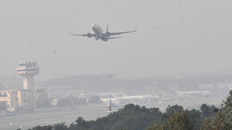 IndiGo Advisory: सुबह-सुबह इंडिगो ने जारी की मॉर्निंग ट्रैवल एडवाइजरी, नॉर्थ और ईस्ट इंडिया के लिए क्यों है जरूरी?