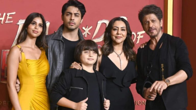 Aryan Khan: आर्यन खान को मिला पहला अवॉर्ड, नानी ने पोते पर बरसाया बेशुमार प्यार