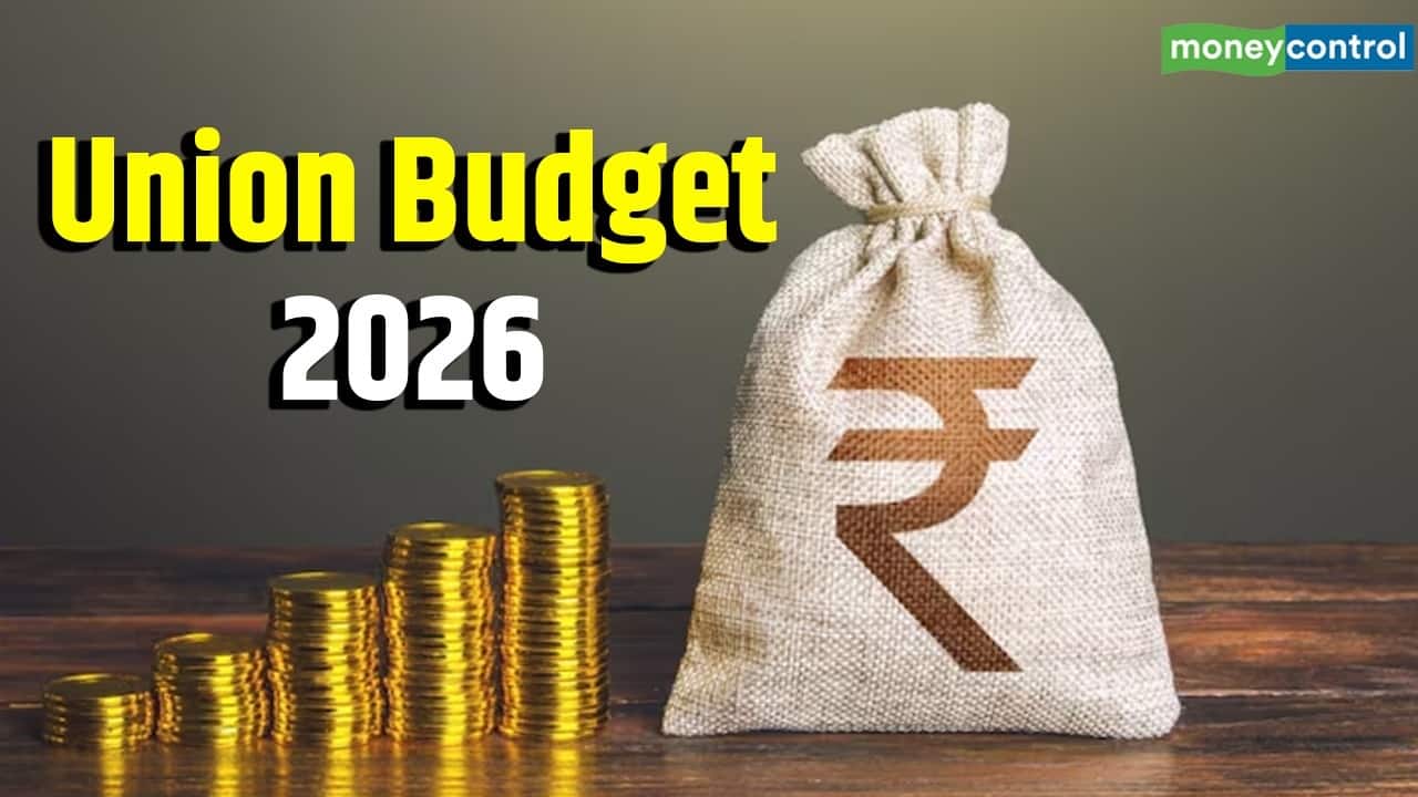 Union Budget 2026: चीन से आयात घटाने पर होगा फोकस, इपोर्ट ड्यूटी बढ़ाने के साथ घरेलू कंपनियों के लिए आ सकता है इनसेंटिव