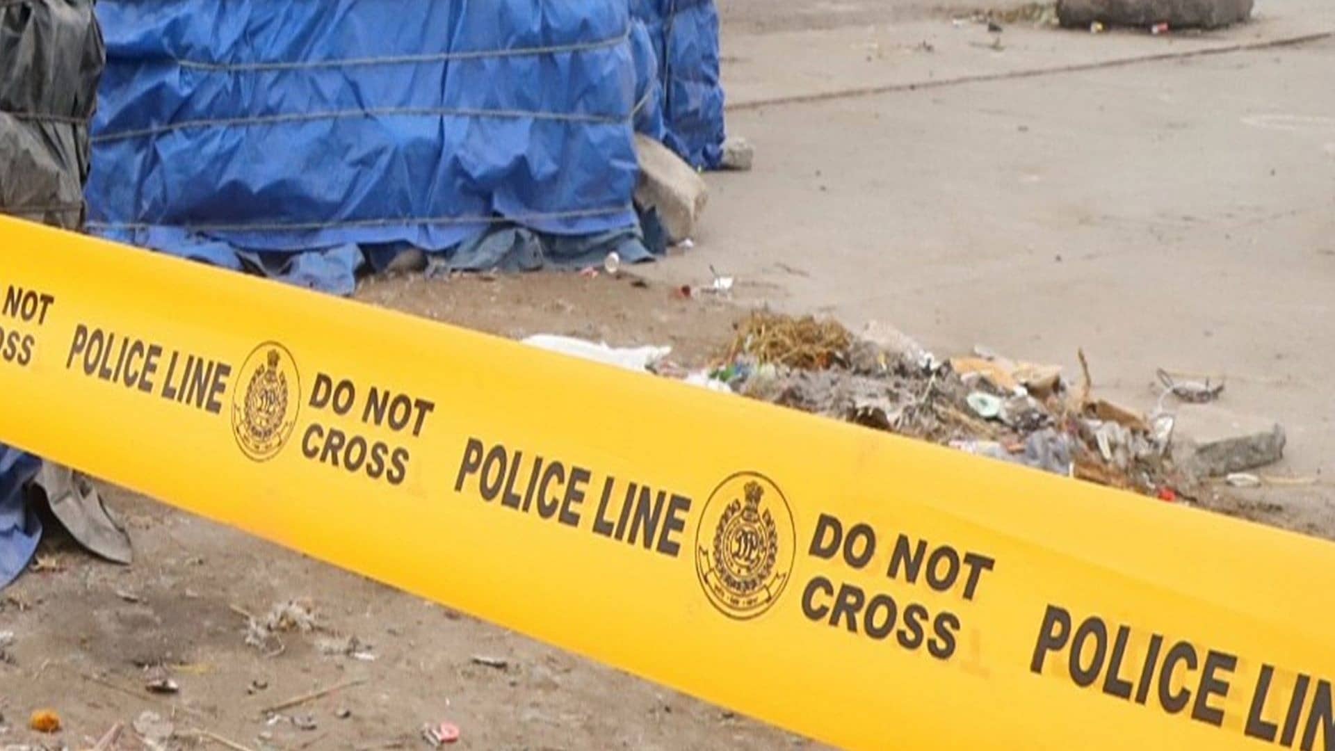 BREAKING: 35 यात्रियों के साथ गहरे गड्ढे में गिरी बस, आंध्र प्रदेश में बड़ा हादसा; 15 लोगों के मौत की आशंका