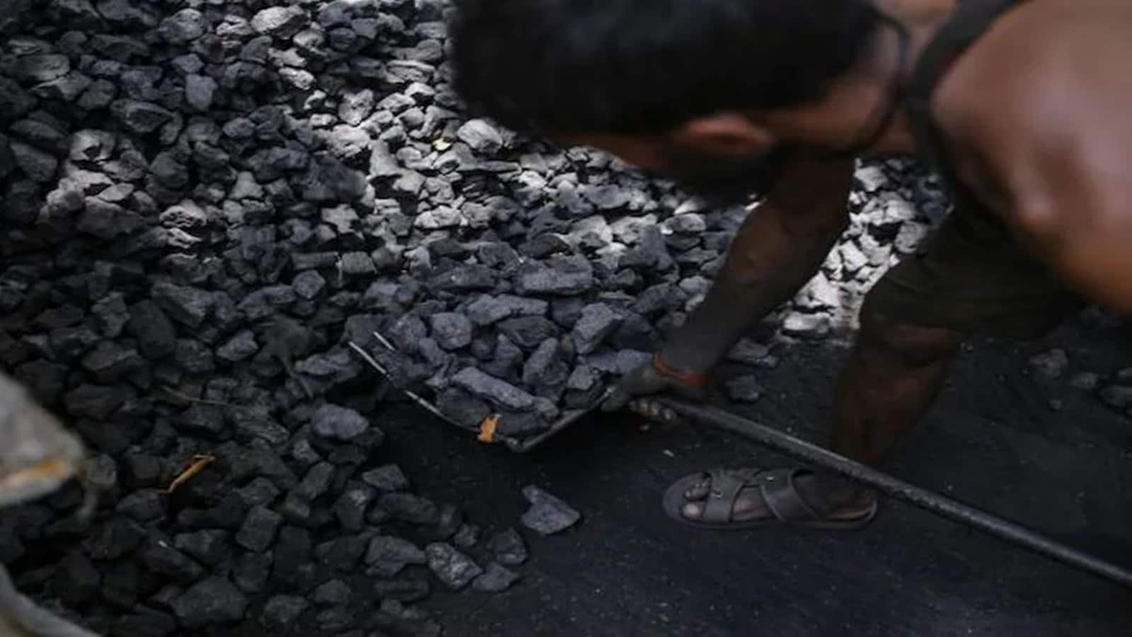 Coal India की सभी सब्सिडियरी 2030 तक कराई जाएं लिस्ट, PMO ने दिया निर्देश
