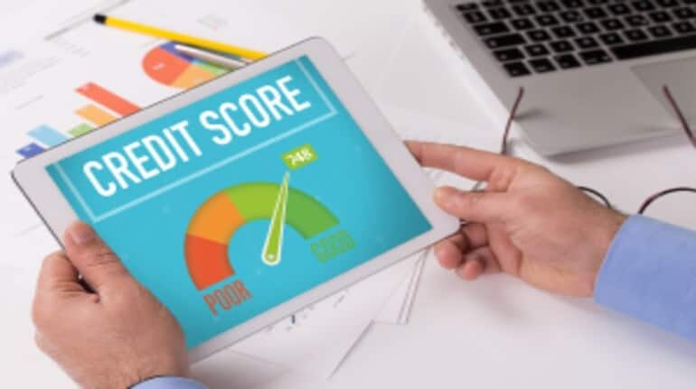 Credit Score: क्या नया लोन लेने से आपके क्रेडिट स्कोर पर खराब असर पड़ता है?