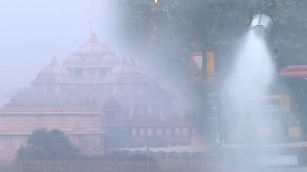 Pollution: नहीं सुधर रही दिल्ली-NCR की हवा, खतरनाक स्तर पर बना हुआ है AQI, रेड जोन में ये इलाके...