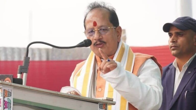 Bihar: एक्शन में डिप्टी CM विजय सिन्हा, अधिकारियों को चेताया- बस 15 दिन... अगली बार हम थर-थर कांपने भी नहीं देंगे; जानिए पूरा मामला