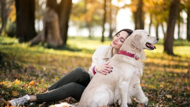 कुत्ते से इतना प्यार... दो सगी बहनों ने फिनाइल पीकर की आत्महत्या, जानिए क्या है पूरा मामला