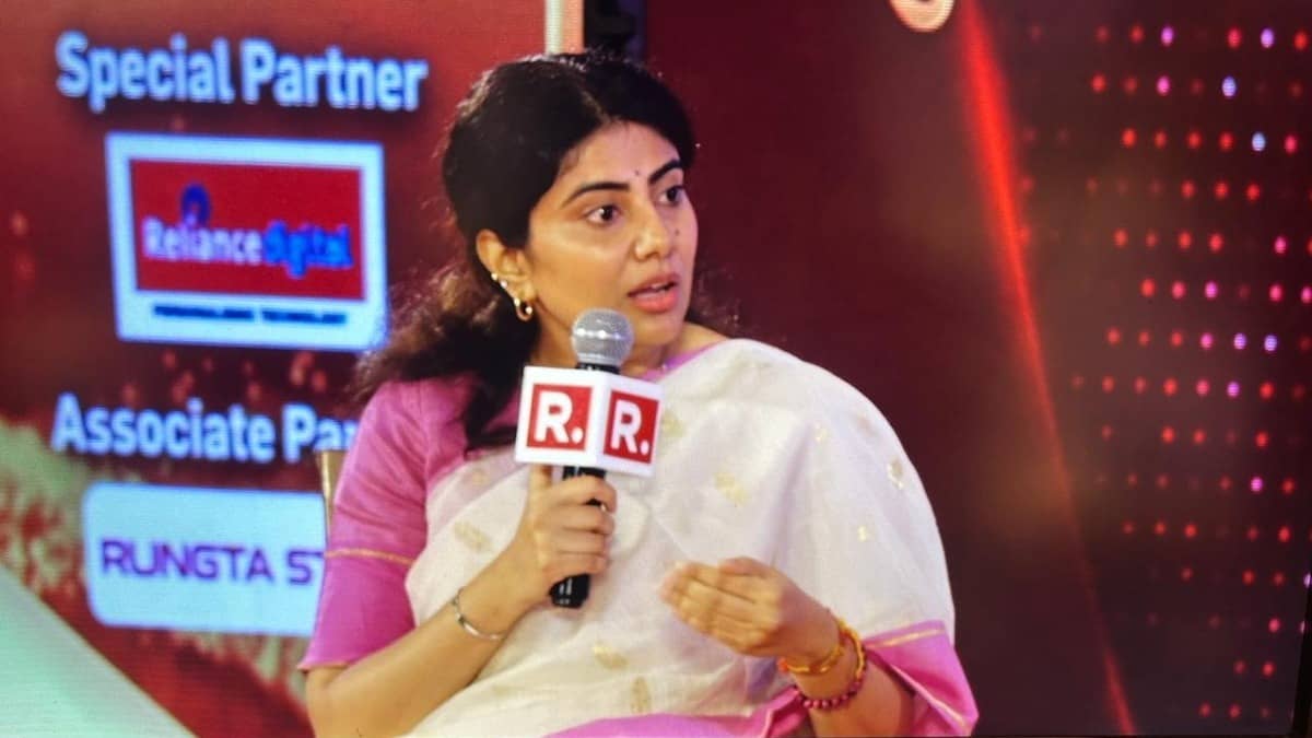 'भारतीय बच्चे किसी विदेशी कंपनी के CEO बनने का सपना ना देखें, विकसित भारत की यही कल्पना है', गौरवशाली गुजरात 2025 में बोलीं रिवाबा जडेजा