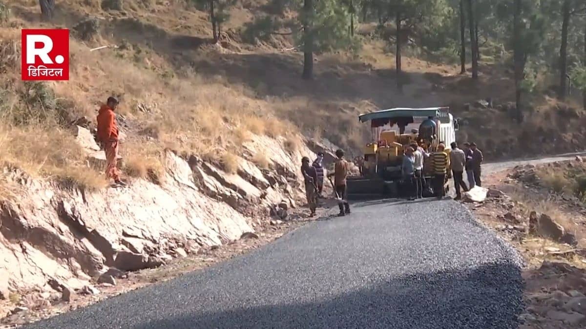 Jammu & Kashmir : ऐसा पहली बार हुआ है... आजादी 78 साल बाद पहली बार गांव पहुंची पक्की सड़क, ग्रामीण ने किया PM मोदी का धन्यवाद