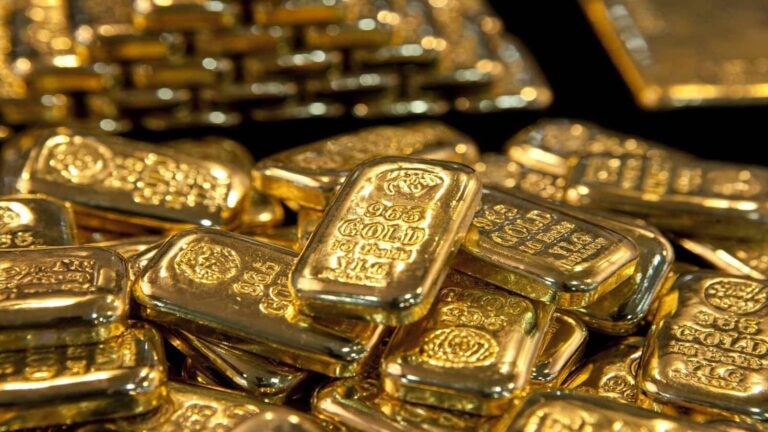 Gold Prices: रिकॉर्ड ऊंचाई पर सोने का भाव, इन कारणों से 2026 में भी जारी रह सकती है तेजी