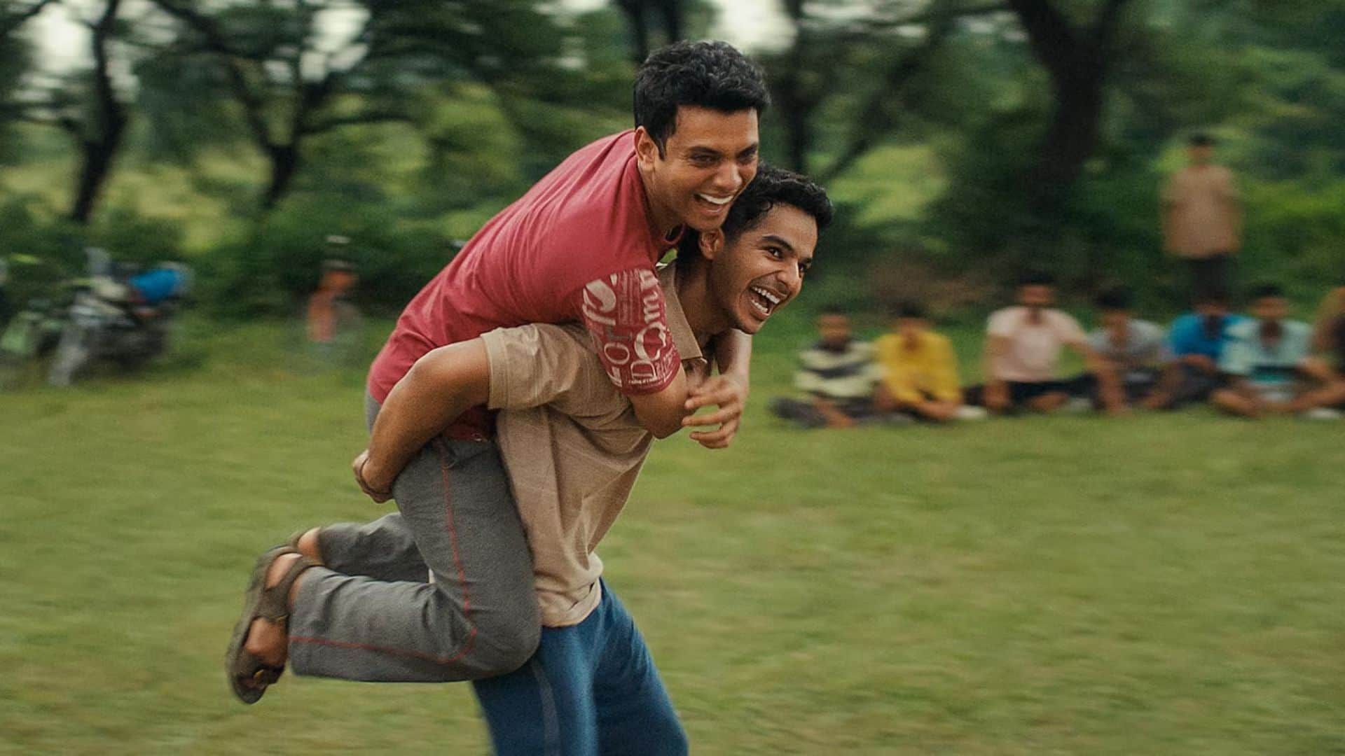 Homebound: दो यारों की यारी और लॉकडाउन की वो दर्दनाक तस्वीर, नीरज घायवान की 'होमबाउंड' ने हर दिल को छुआ