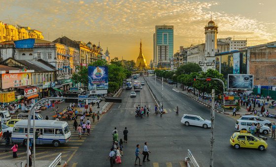 म्याँमार: सैन्य नेतृत्व के साए में चुनाव पहले, हिंसा व दमनपूर्ण माहौल पर चेतावनी