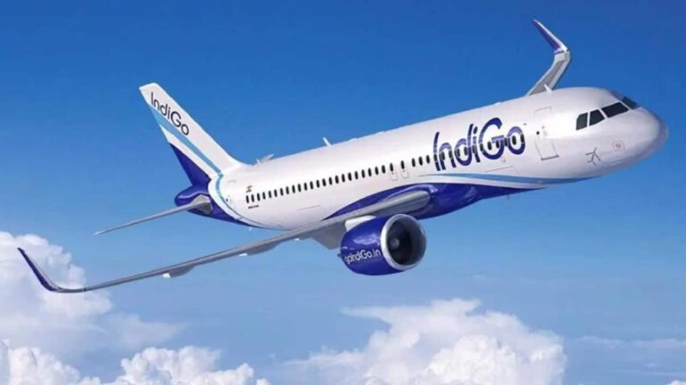 IndiGo Flight: इंडिगो फ्लाइट में 'मानव बम' की धमकी, कुवैत से हैदराबाद जा रही फ्लाइट मुंबई के लिए हुई डायवर्ट