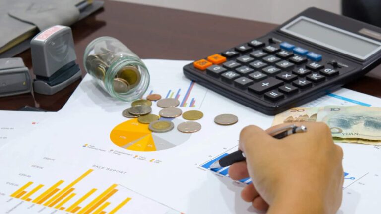 Personal Finance: क्या सच में 15×15×15 SIP रूल से 1 करोड़ का फंड तैयार हो जाएगा?