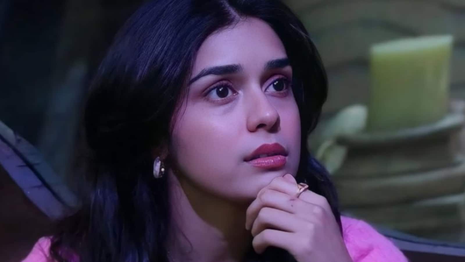 Eisha Singh: एलिमनी के लिए सात फेरे लेना चाहती हैं ये एक्ट्रेस, अभिषेक बोले-ट्रोलिंग और मीम के लिए हो जाओ तैयार