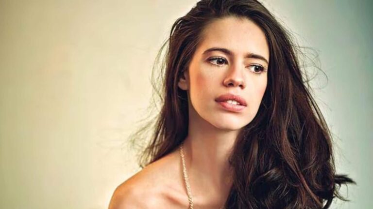 Kalki Koechlin ने खोला बॉलीवुड के थकाऊ कामकाज का राज, बोलीं- 12 घंटे की शिफ्ट कभी समय पर शुरू या खत्म नहीं होती
