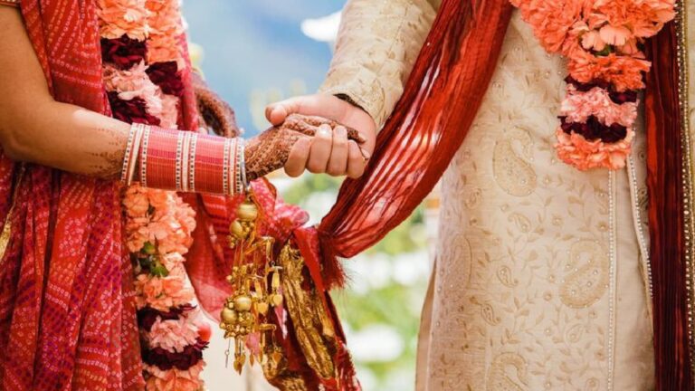 Kharmas 2025: शादी की नहीं बन रही है बात, तो खरमास में करें ये उपाय लग जाएगी रिश्तों की लाइन