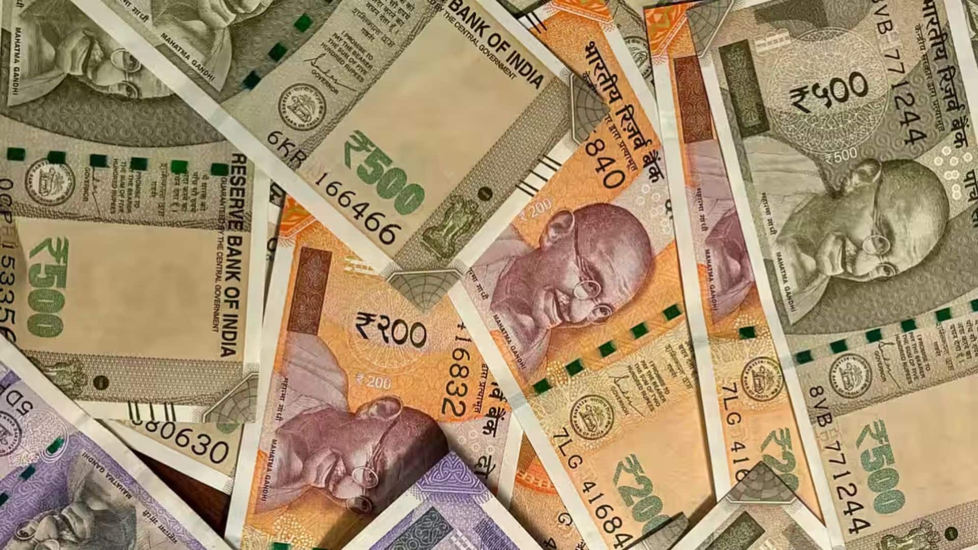 बदलती जिंदगी में फाइनेंशियल प्लान को रखें अपडेट, ये 5 मौके चूकने न पाएं!