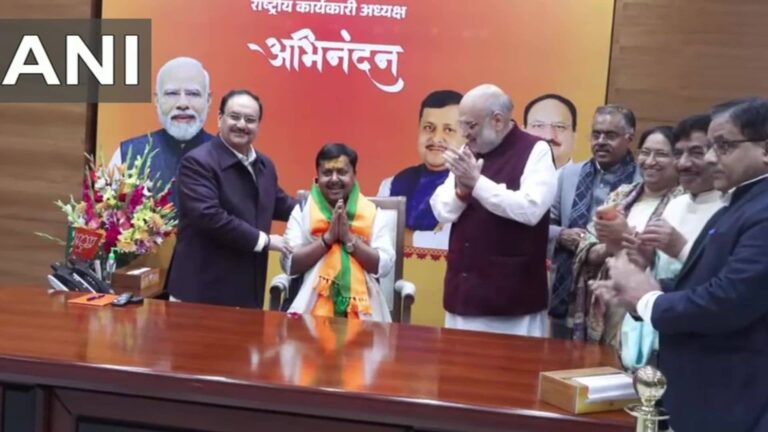 नितिन नबीन का BJP मुख्यालय में भव्य स्वागत, अमित शाह और नड्डा की मौजूदगी में संभाला कार्यभार