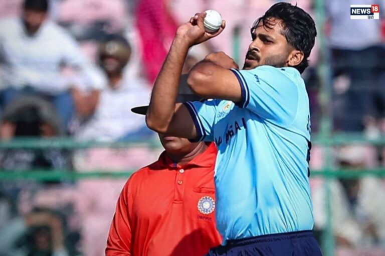 3 ओवर में 4 विकेट, नई गेंद से शार्दुल का कहर, रोहित के बिना कैसे जीता मुंबई?