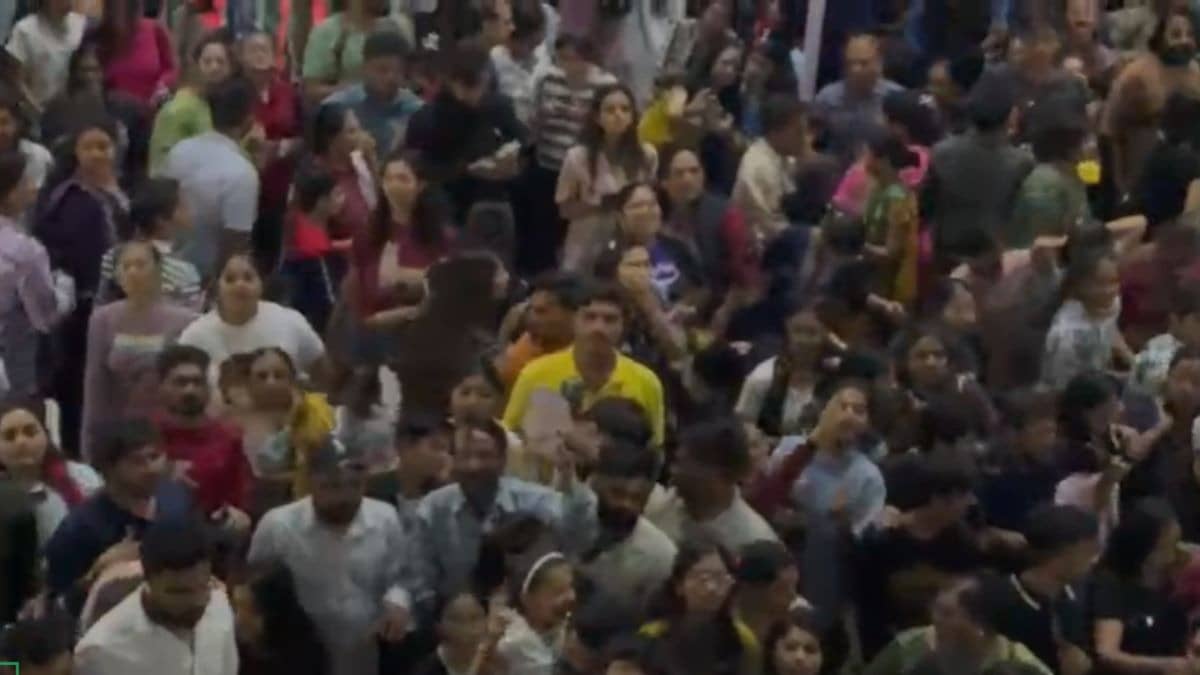Gujarat: राजकोट के क्रिस्टल मॉल में Lalo फिल्म के प्रमोशन के दौरान भगदड़ जैसे हालात, सामने आया दिल दहलाने वाला VIDEO