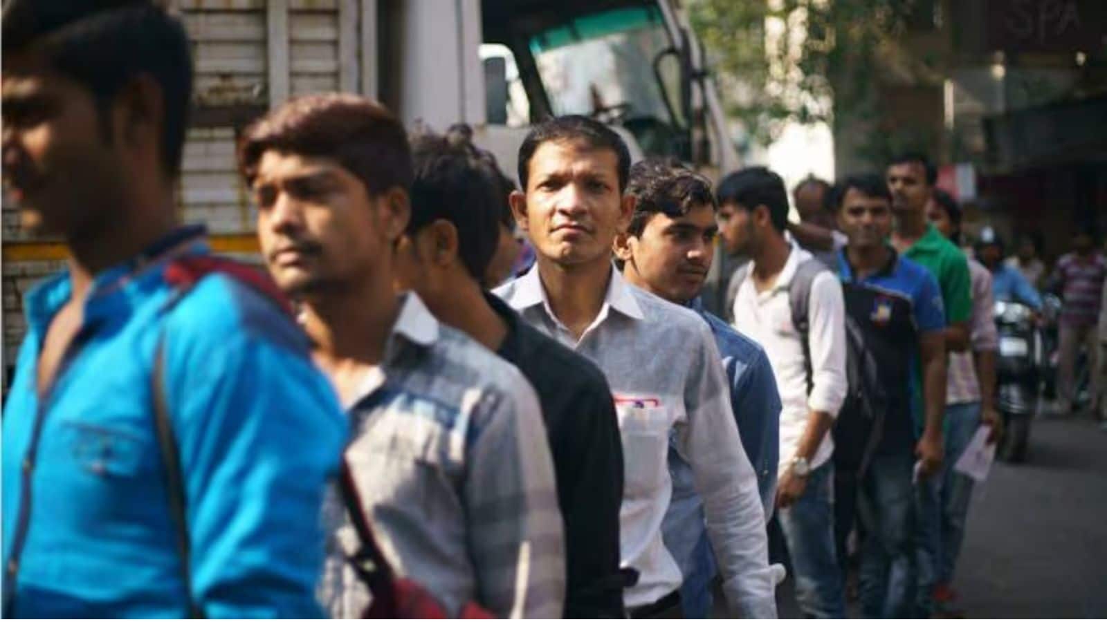 India Unemployment Rate: ग्रोथ की रफ्तार का असर...भारत में घटी बेरोजगारी दर, 8 महीने के निचले स्तर पहुंची