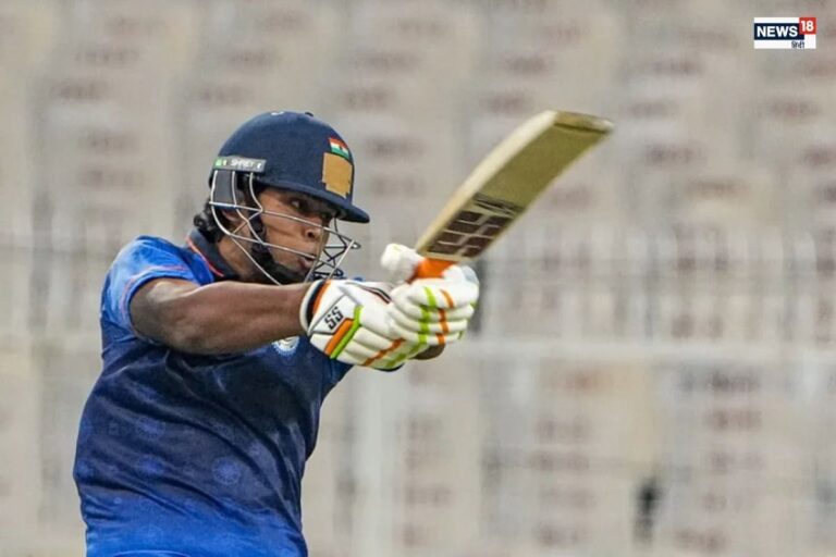 8 बाउंड्री... वैभव ने फिर की ताबड़तोड़ बैटिंग, अर्जुन तेंदुलकर को भी नहीं छोड़ा