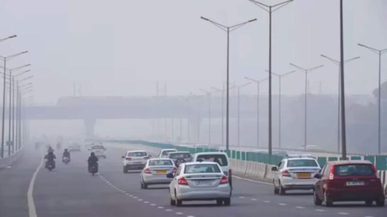 Delhi AQI: दिल्ली में सांस लेना हुआ मुश्किल, AQI पहुंचा 343, GRAP-4 लागू