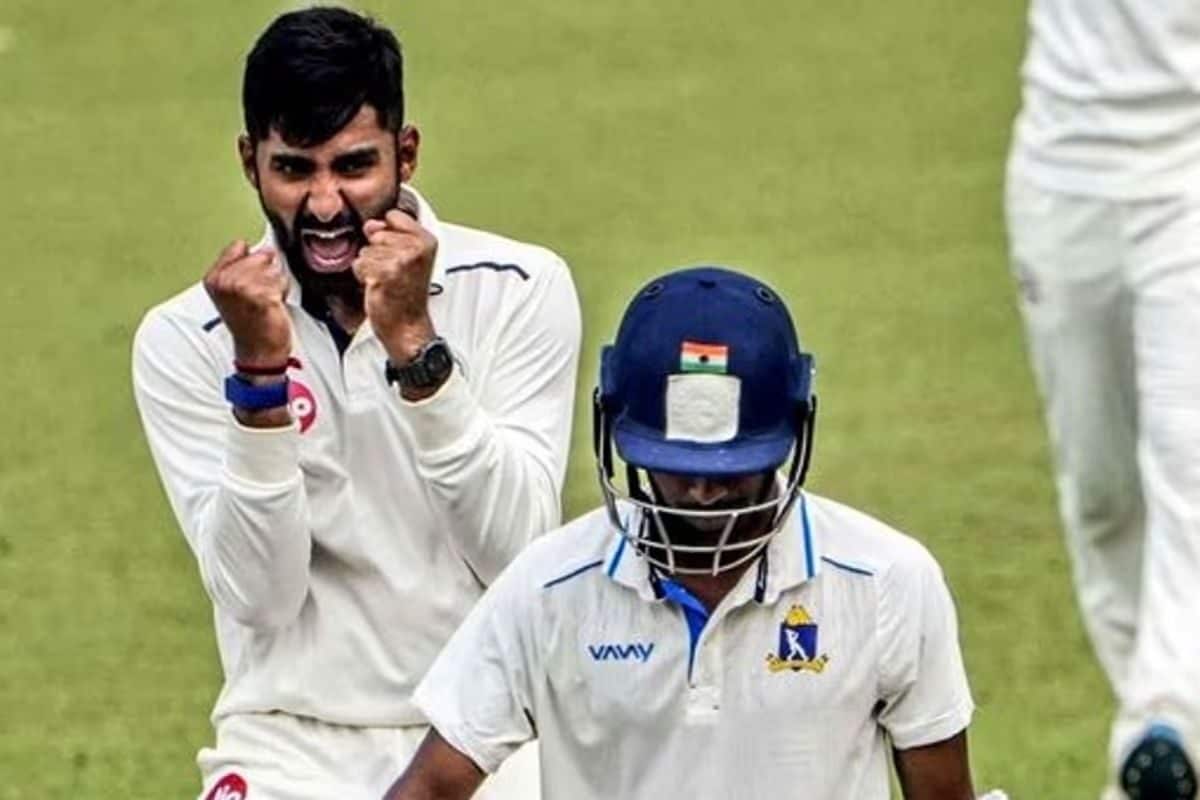 ऐसा रन आउट नहीं देखा होगा! अभिमन्यु ईश्वरन को पानी पीने के चक्कर में लौटना पड़ा पवेलियन, 28वें शतक से चूके