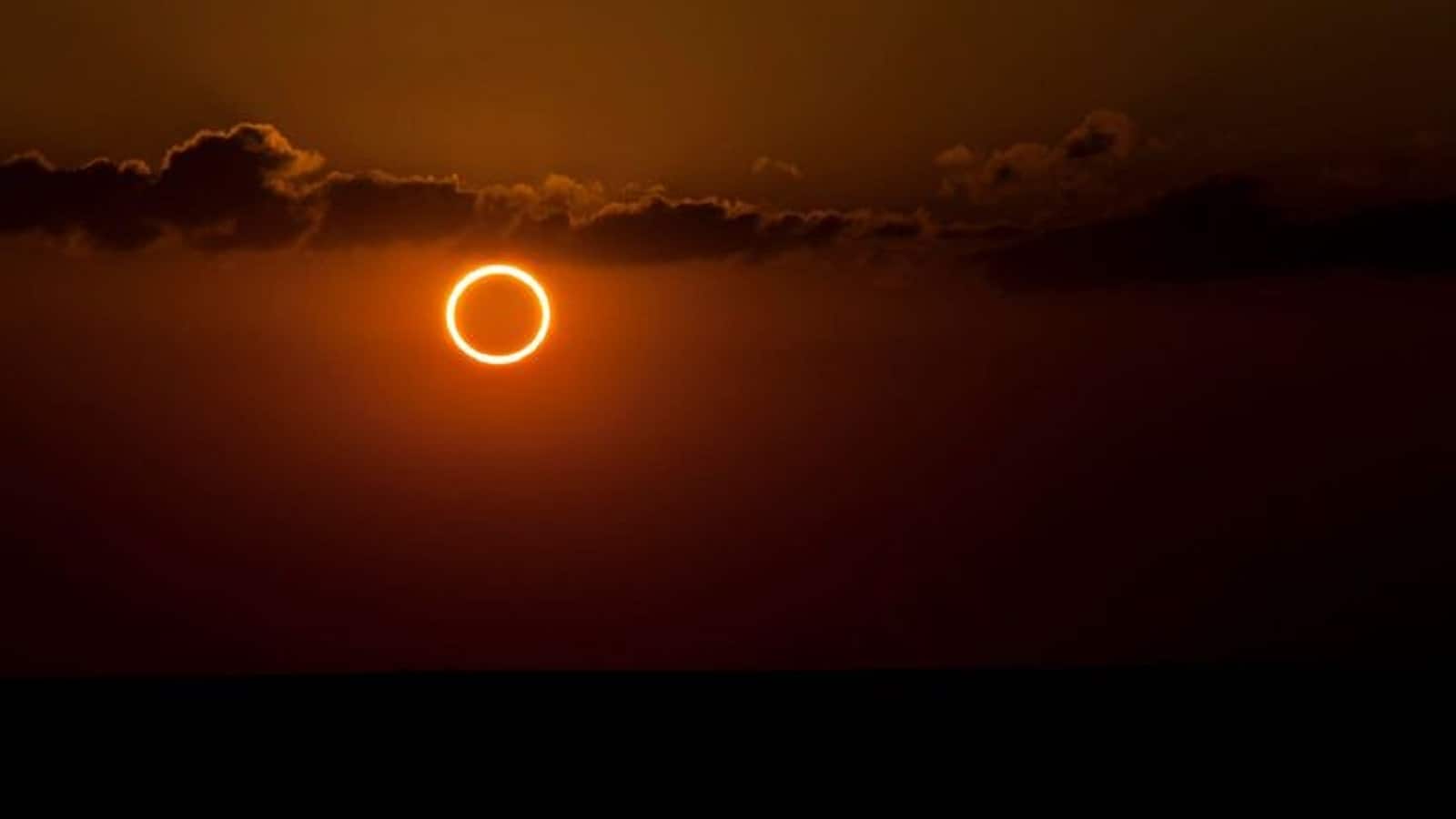 Solar Eclipse 2026: साल का पहला सूर्य ग्रहण लगेगा इस दिन, भारत में नहीं दिखाई देगा आग का छल्ला
