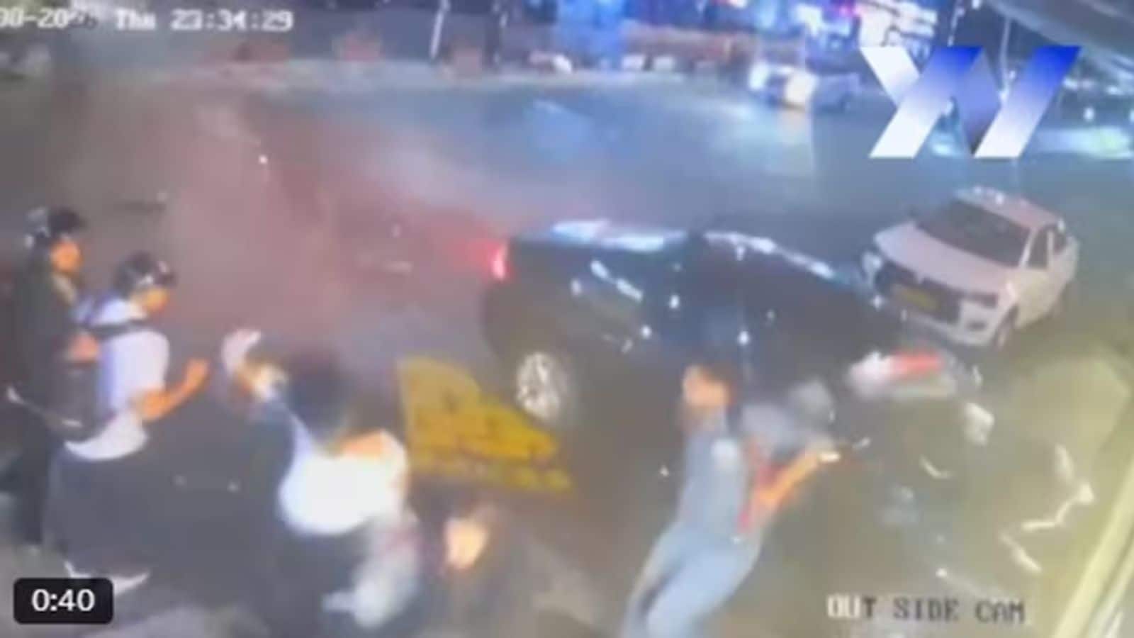 Bengaluru: बेंगलुरु में नशे में धुत सॉफ्टवेयर इंजीनियर ने बारबेक्यू नेशन में घुसाई कार, बाल-बाल बचे 6 लोग