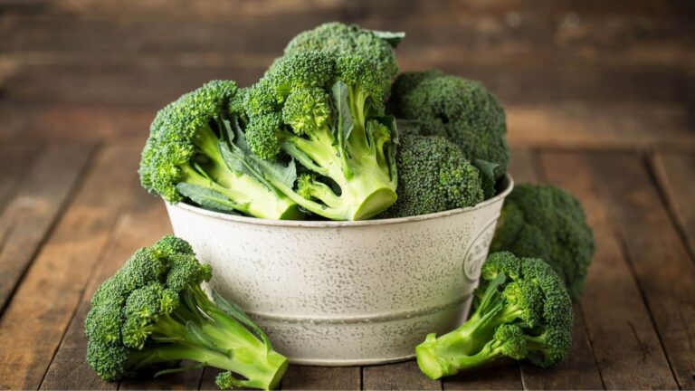 Broccoli For Weight Loss: आज से खाना शुरू करें ये गोभी, मोटापा और हार्ट की समस्या दोनों होंगी दूर