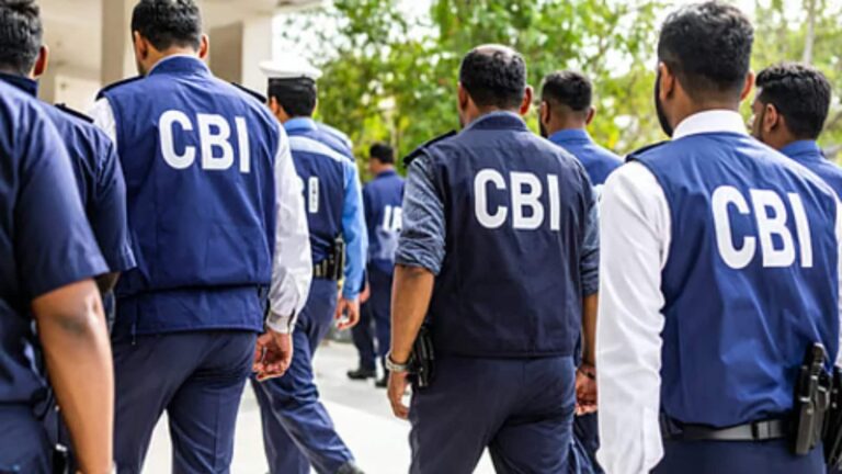 दिल्ली में CBI ने एक अभियुक्त के खिलाफ दर्ज किया FIR, पीएम मोदी के नाम का दुरुपयोग करने का है आरोप