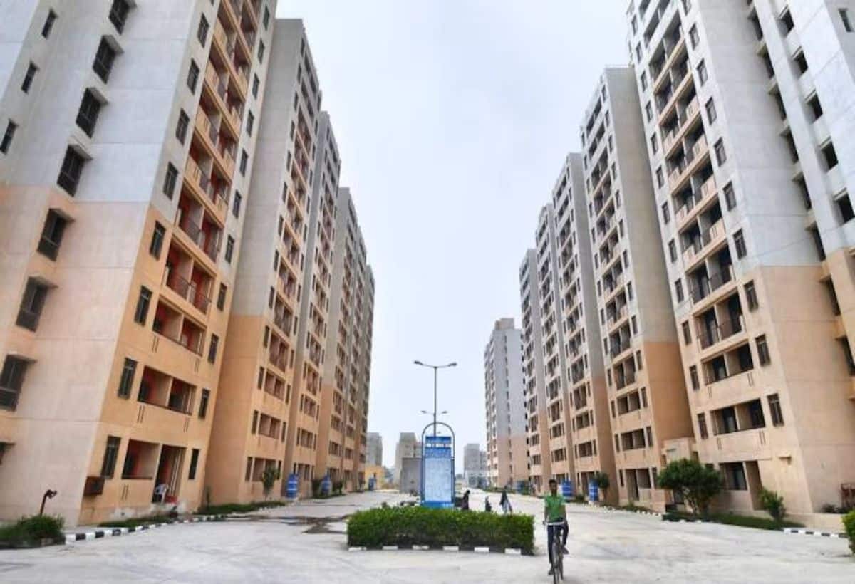 DDA Housing Scheme 2026: दिल्ली वालों के लिए सस्ता घर खरीदने का मौका, 25% तक छूट, कीमत 10 लाख रुपये से शुरू