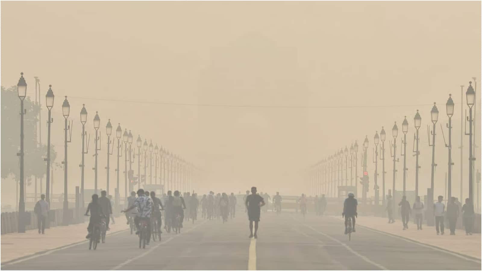 Delhi AQI Today: दिल्ली की हवा हुई बेहद खराब, AQI 345 तक पहुंचा, शनिवार तक स्थिति और खराब होने की आशंका