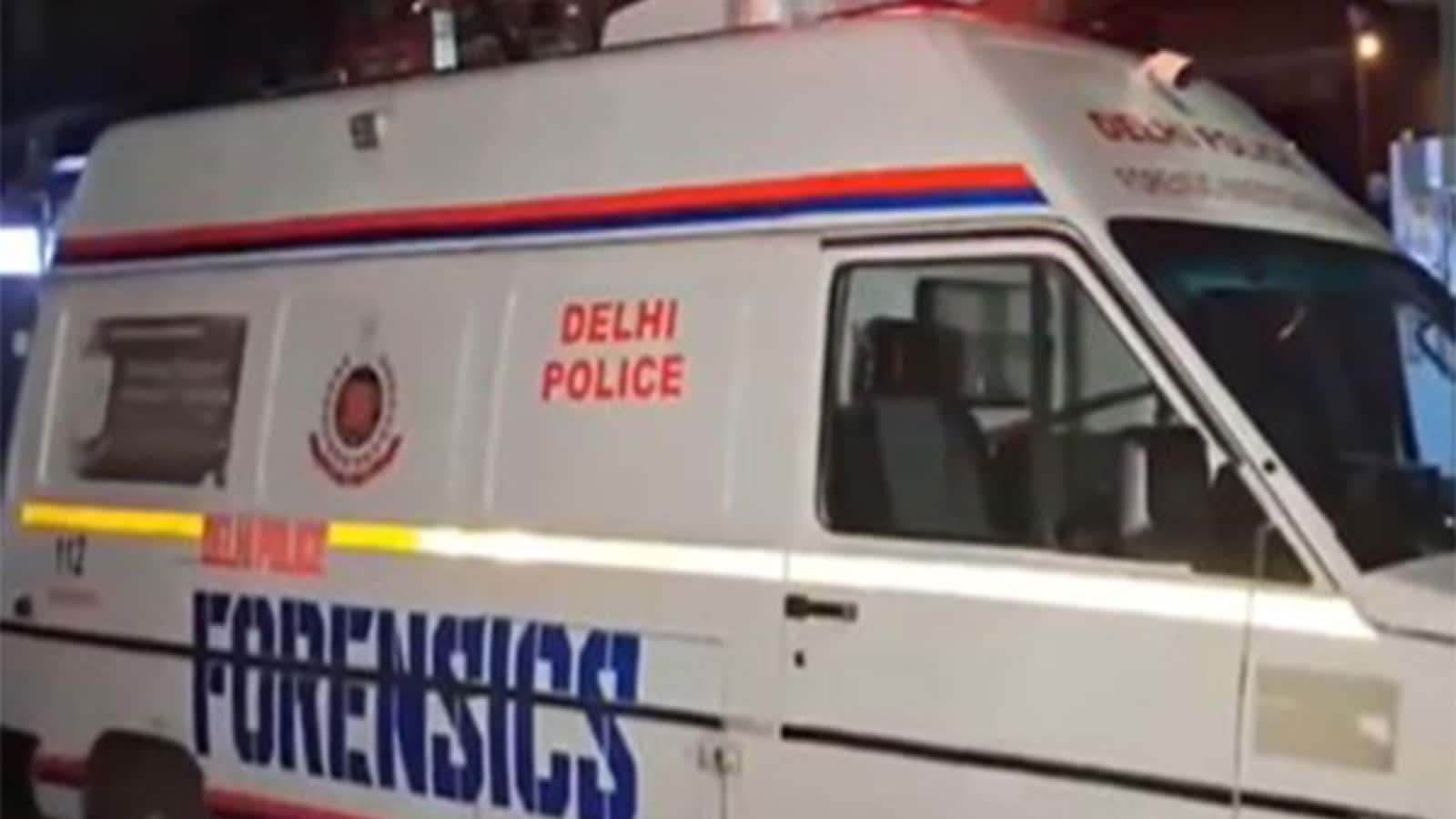Delhi Firing Incident: शाहदरा में कैफे के बाहर कर्ज के चलते युवक की गोली मारकर हत्या, आरोपी पिता-पुत्र फरार