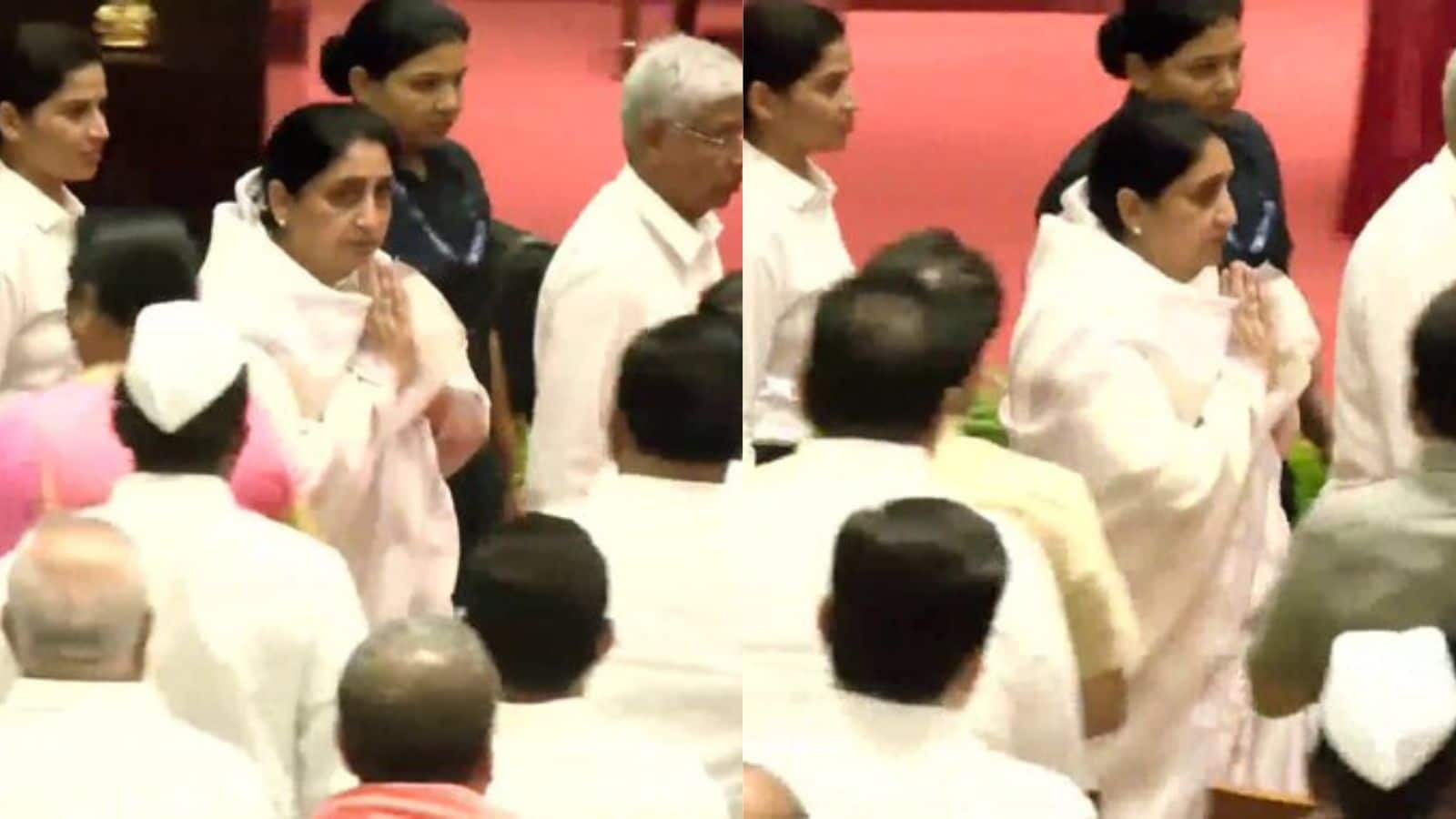 Sunetra Pawar: डिप्टी CM सुनेत्रा पवार को मिली इन 3 विभागों की जिम्मेदारी, CM फडणवीस के पास वित्त विभाग