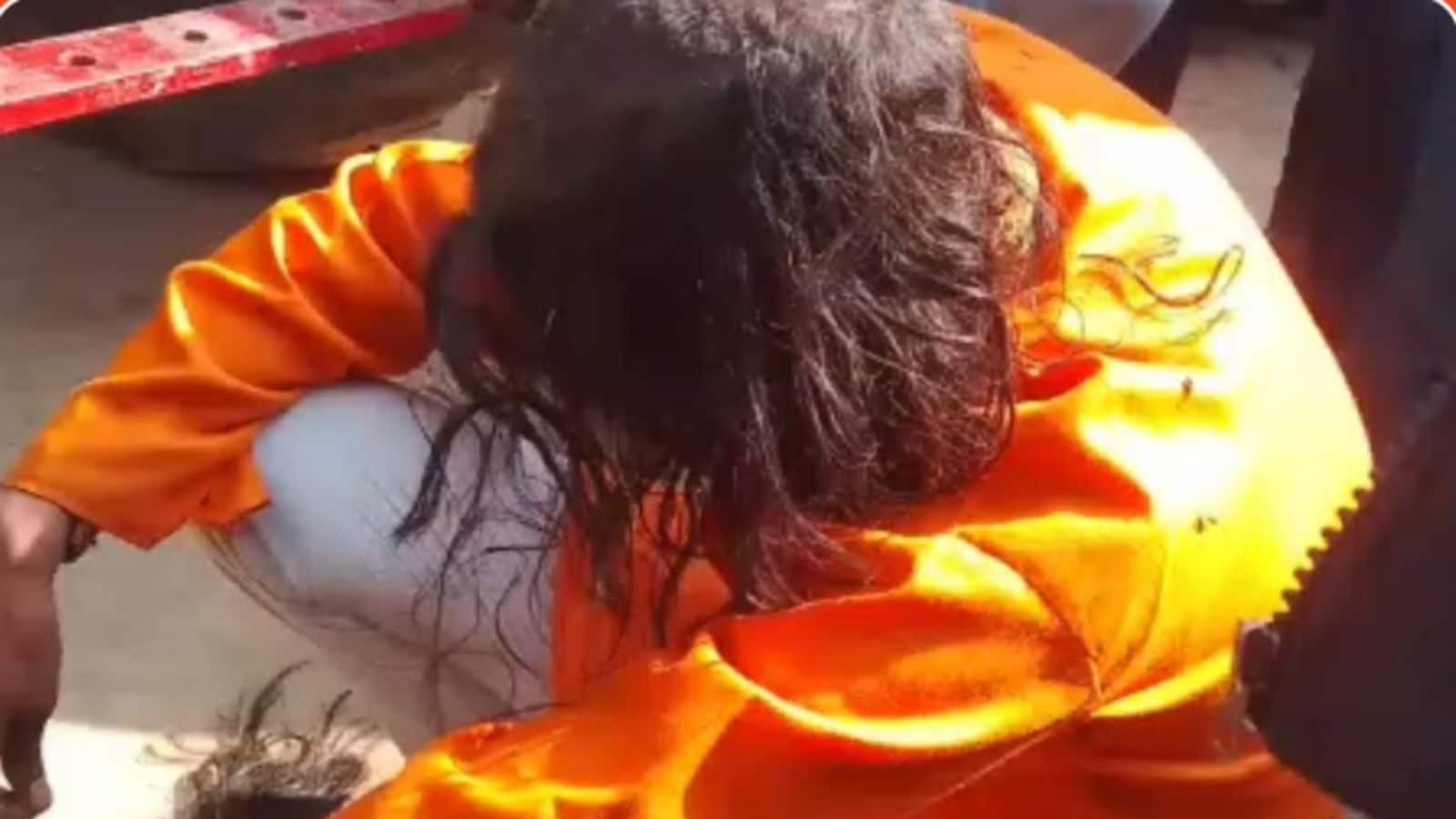 Bareilly Dalit Attack: सिर मुंडवाया, मूंछ काटी और फिर चेहरे पर पोत दी कीचड़, बरेली में पैसे मांगने पर दलित व्यक्ति से बर्बरता