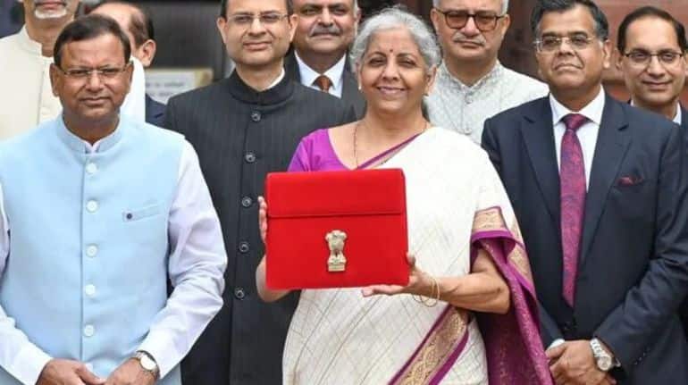 Education Budget 2026: एजुकेशन की क्वालिटी और स्किल डेवलपमेंट पर हो सकता है निर्मला सीतारमण का फोकस