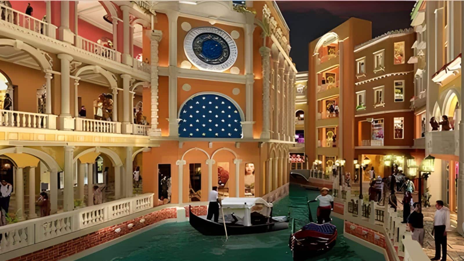 न सीढ़ी, न लिफ्ट, न टॉयलेट... 15 साल बाद भी अधूरा ग्रेटर नोएडा का ग्रैंड वेनिस प्रोजेक्ट! सुप्रीम कोर्ट की समिति ने बताया