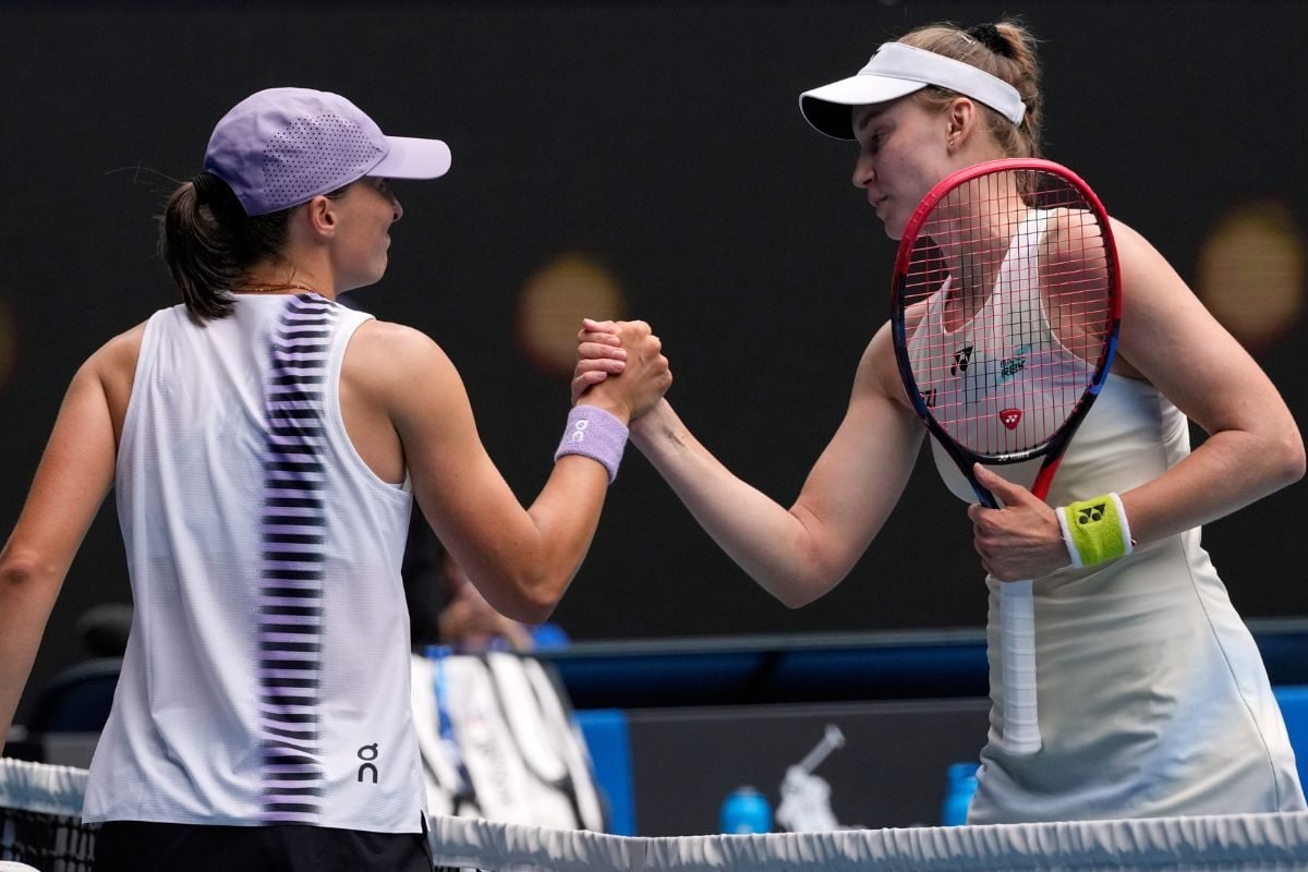 Australian Open 2026: ऑस्ट्रेलियन ओपन में बड़ा उलटफेर, वर्ल्ड नंबर-2 इगा स्वियातेक को एलेना राइबाकिना ने हराकर किया बाहर