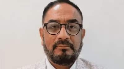 कतर में दोबारा अरेस्‍ट किए गये पूर्व भारतीय नौसेना अधिकारी, भारत वापसी पर संकट, जानें क्या है मामला