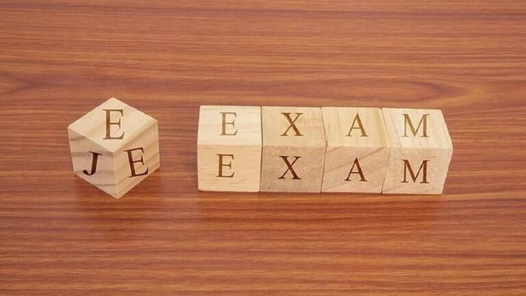 JEE Main 2026: बिना आधार पंजीकरण कराने वालों के फोटो वेरिफिकेशन की आखिरी तारीख आज, जानें क्या कर सकते हैं छात्र?
